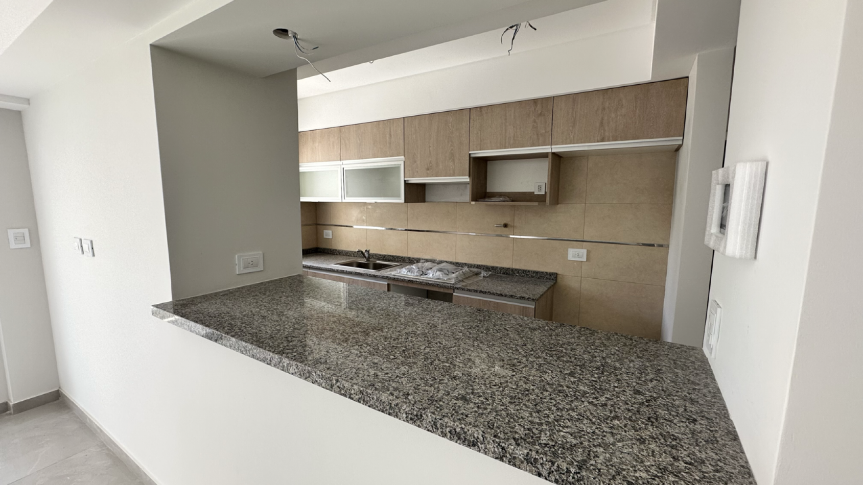 Departamento 2 ambientes venta a estrenar c/cochera Lanus Este