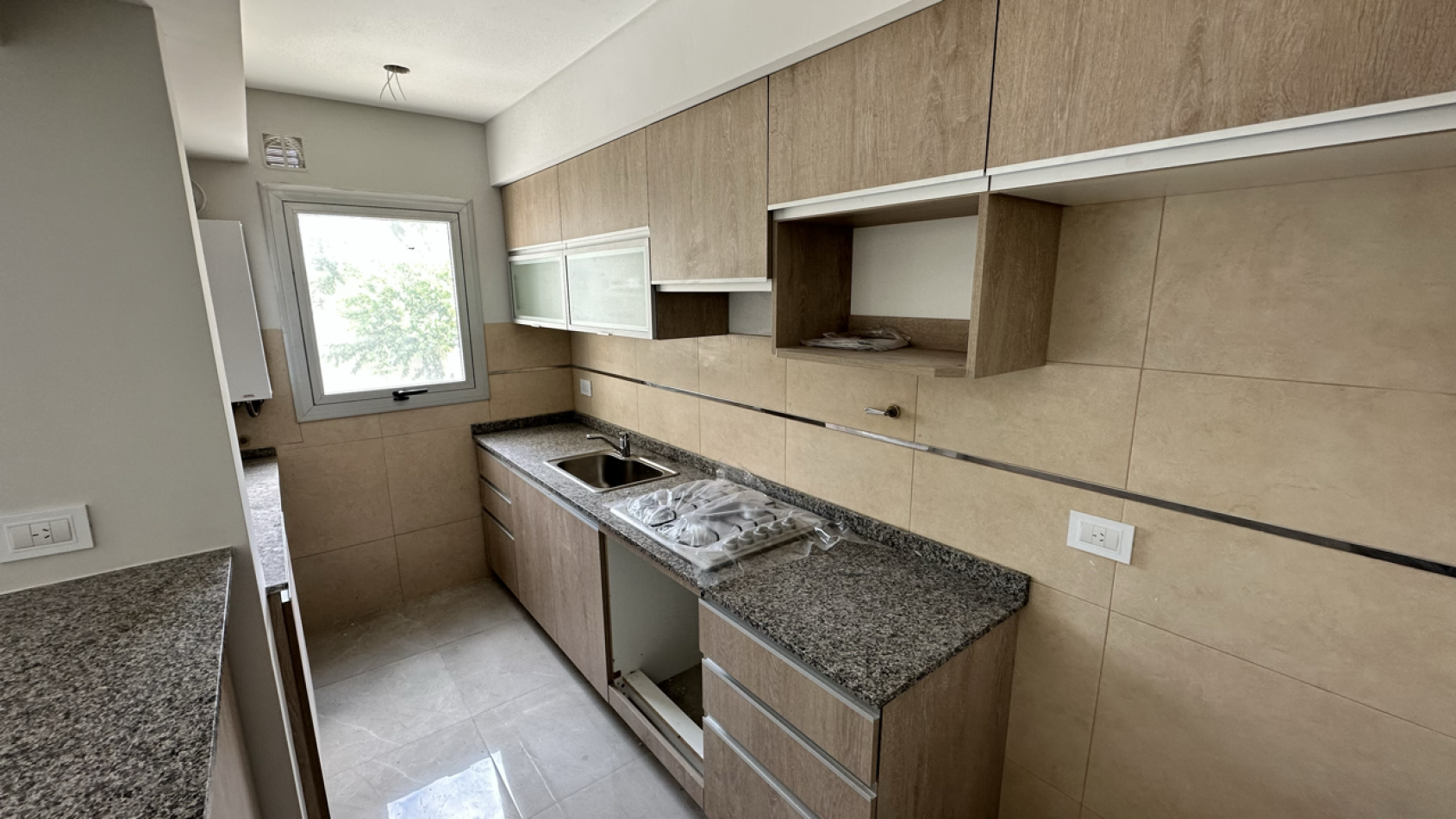 Departamento 2 ambientes venta a estrenar c/cochera Lanus Este