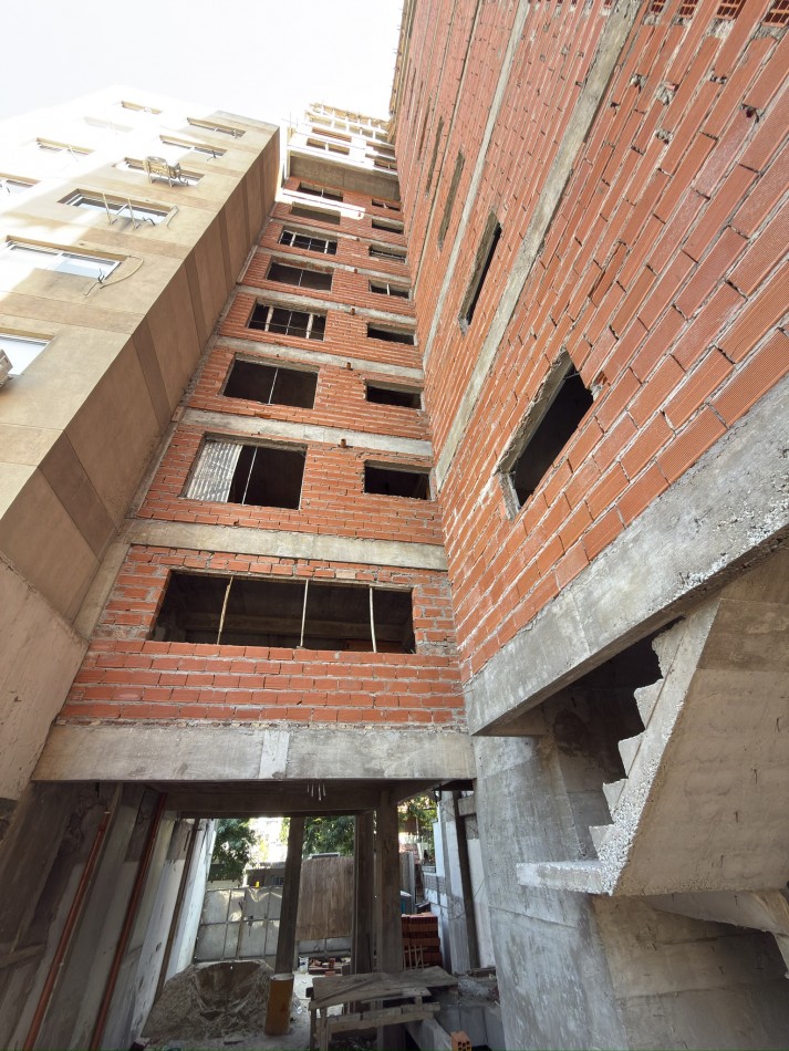 Departamento 2 ambientes en venta Lanus Este