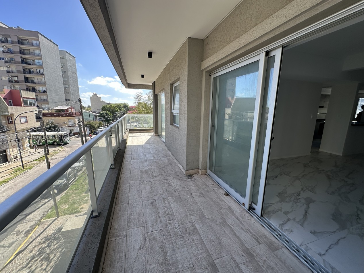 DEPARTAMENTO 3 AMBIENTES VENTA LANUS ESTE
