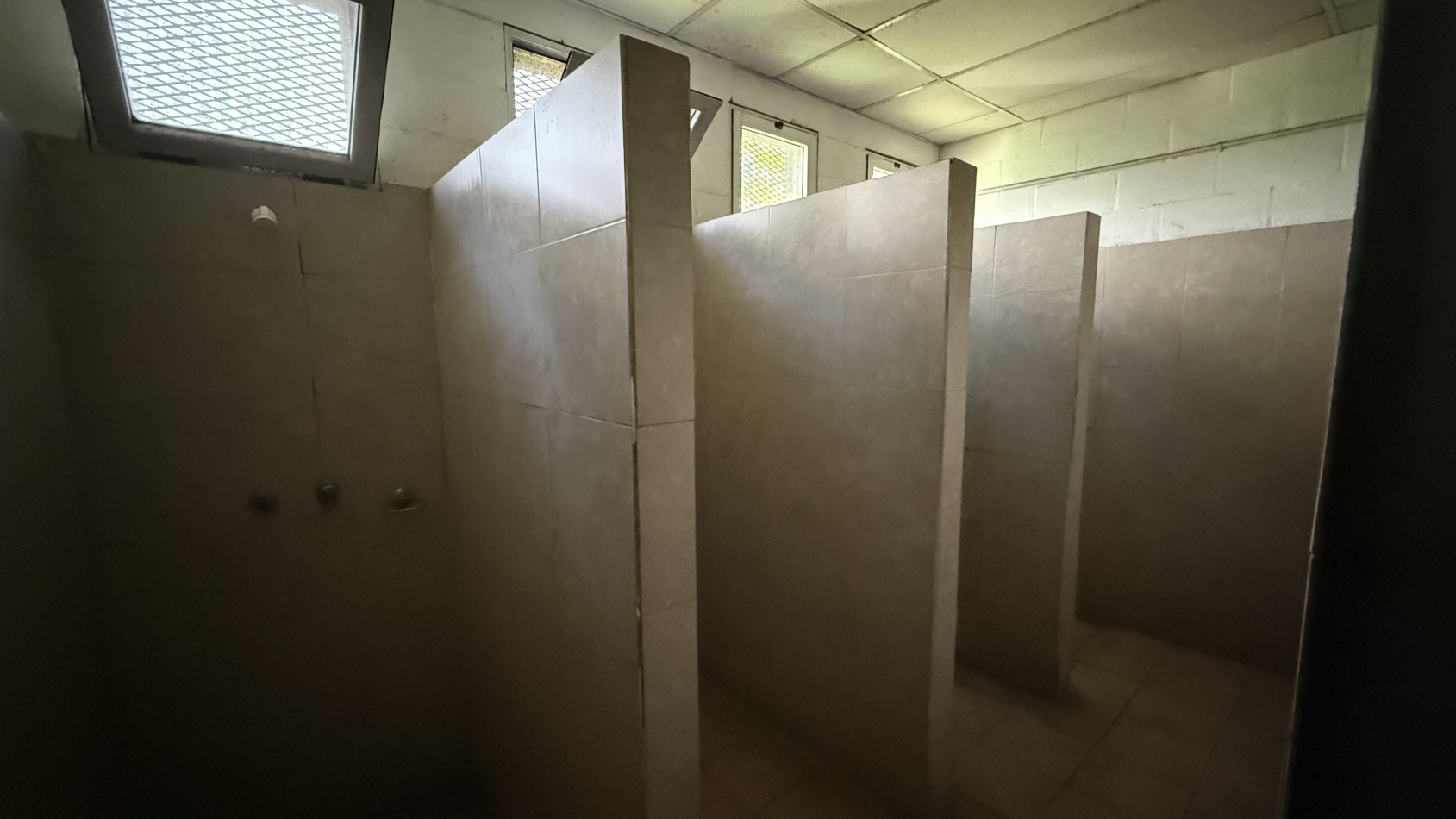 Galpon/Deposito en alquiler Parque Industrial Quilmes