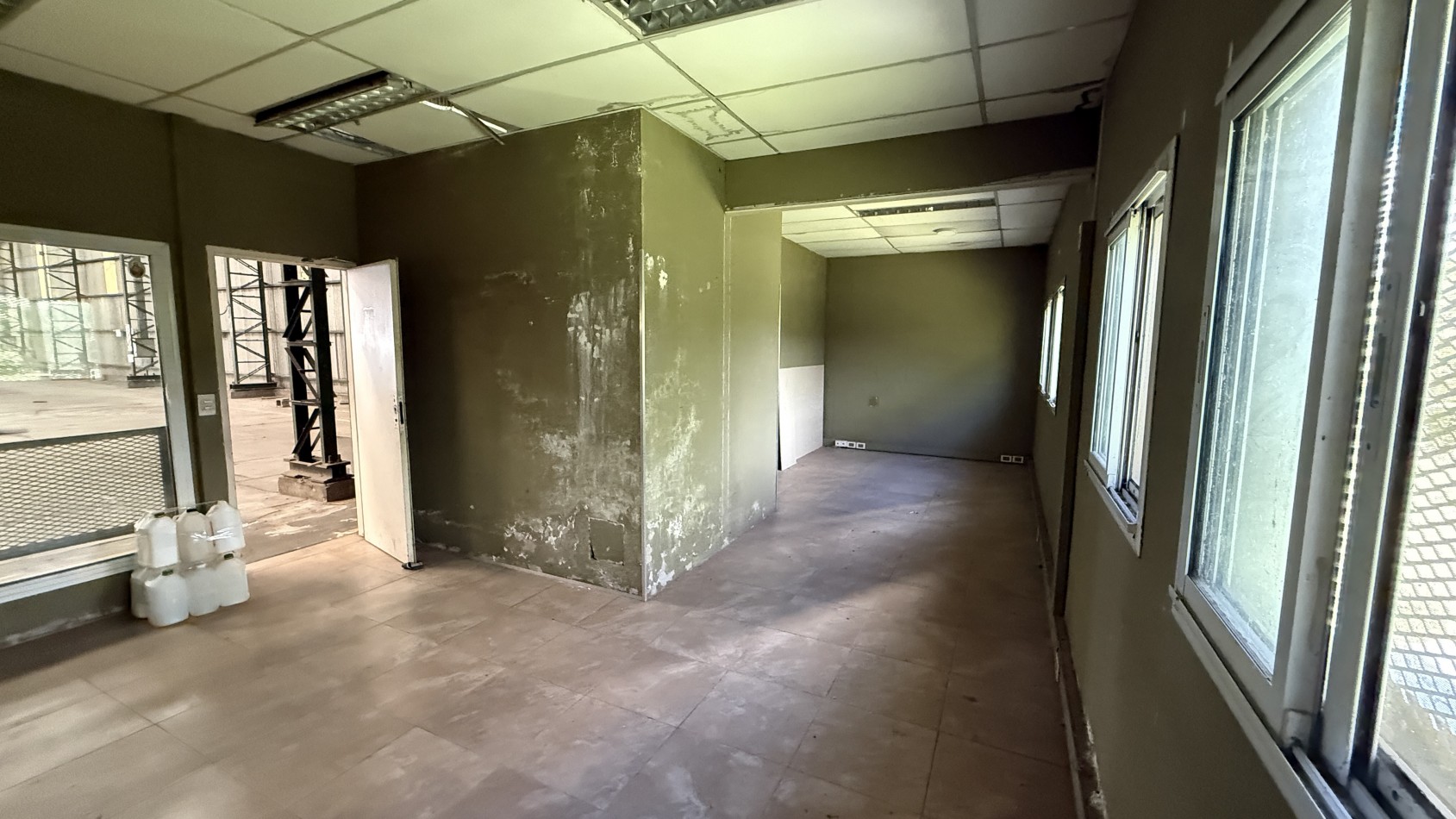 Galpon/Deposito en alquiler Parque Industrial Quilmes