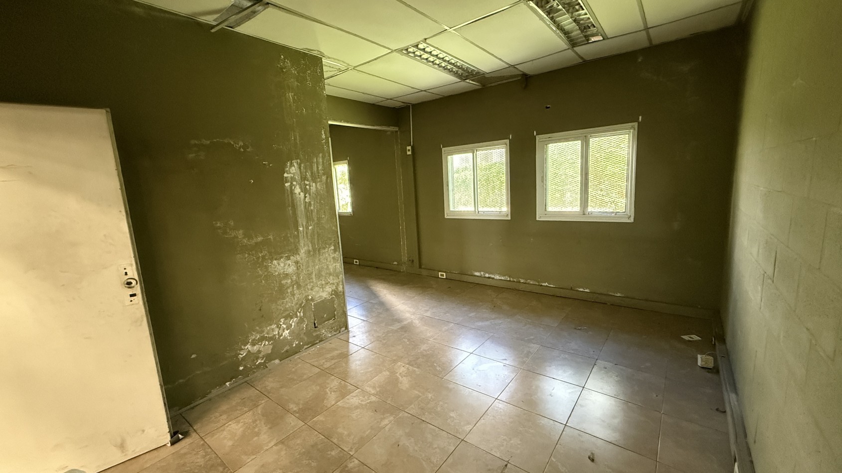 Galpon/Deposito en alquiler Parque Industrial Quilmes