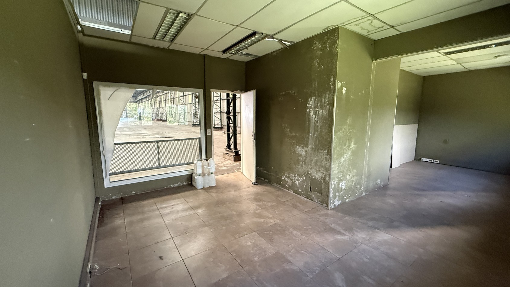 Galpon/Deposito en alquiler Parque Industrial Quilmes