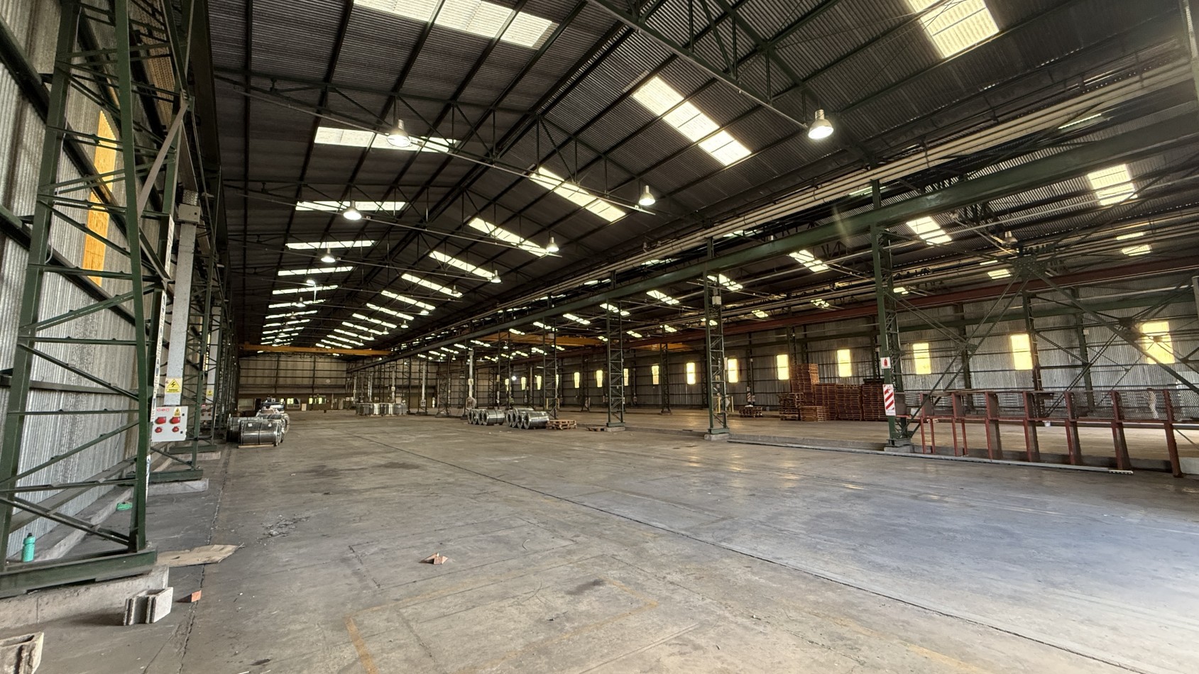 Galpon/Deposito en alquiler Parque Industrial Quilmes