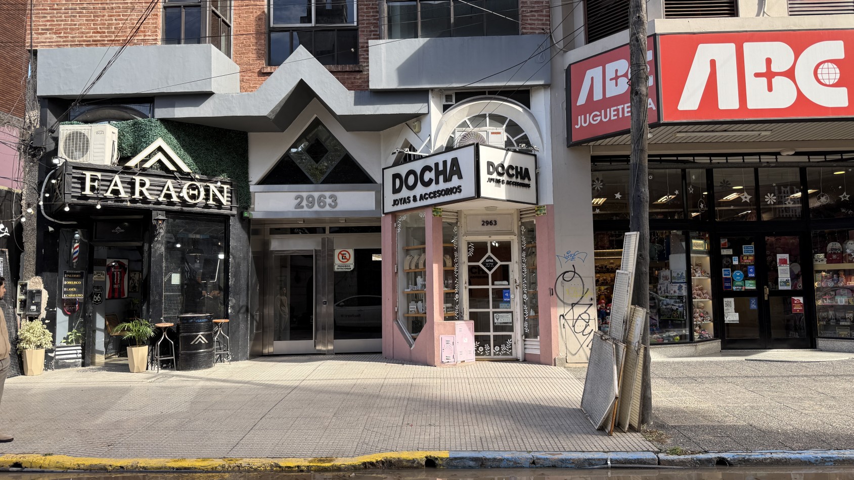Local a la venta Lanus Oeste con Excelente Renta