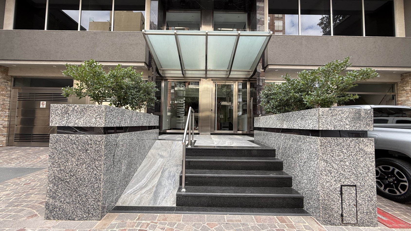 Departamento Venta Lanus Oeste 2 Ambientes con cochera y baulera