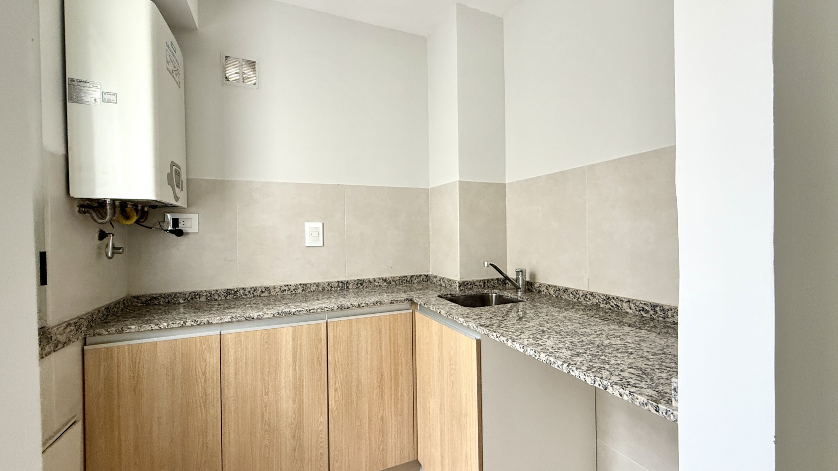 Departamento Venta Lanus 3 Ambientes con cochera y baulera Remedios de Escalda 