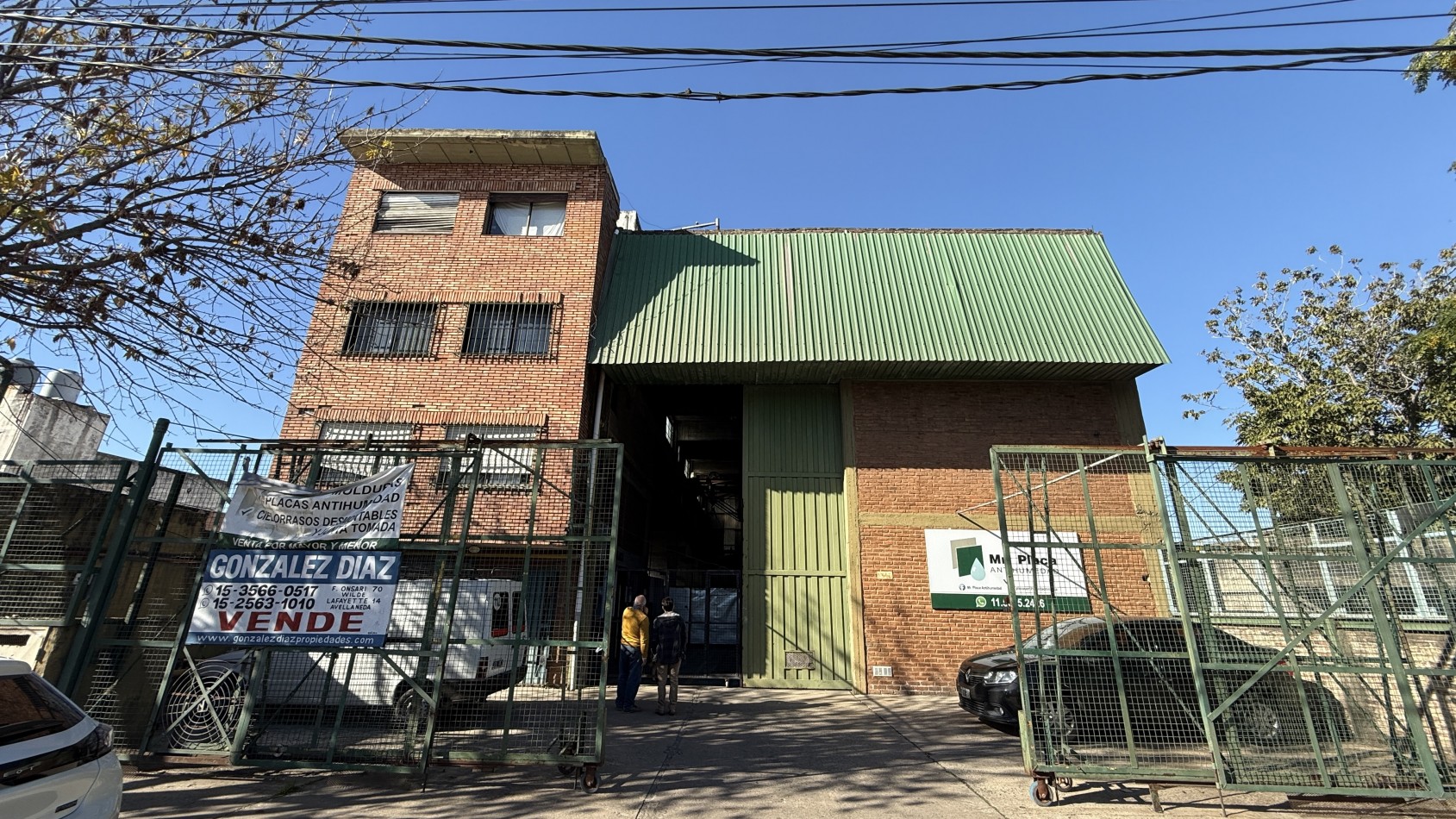 Galpon con oficinas Quilmes en venta