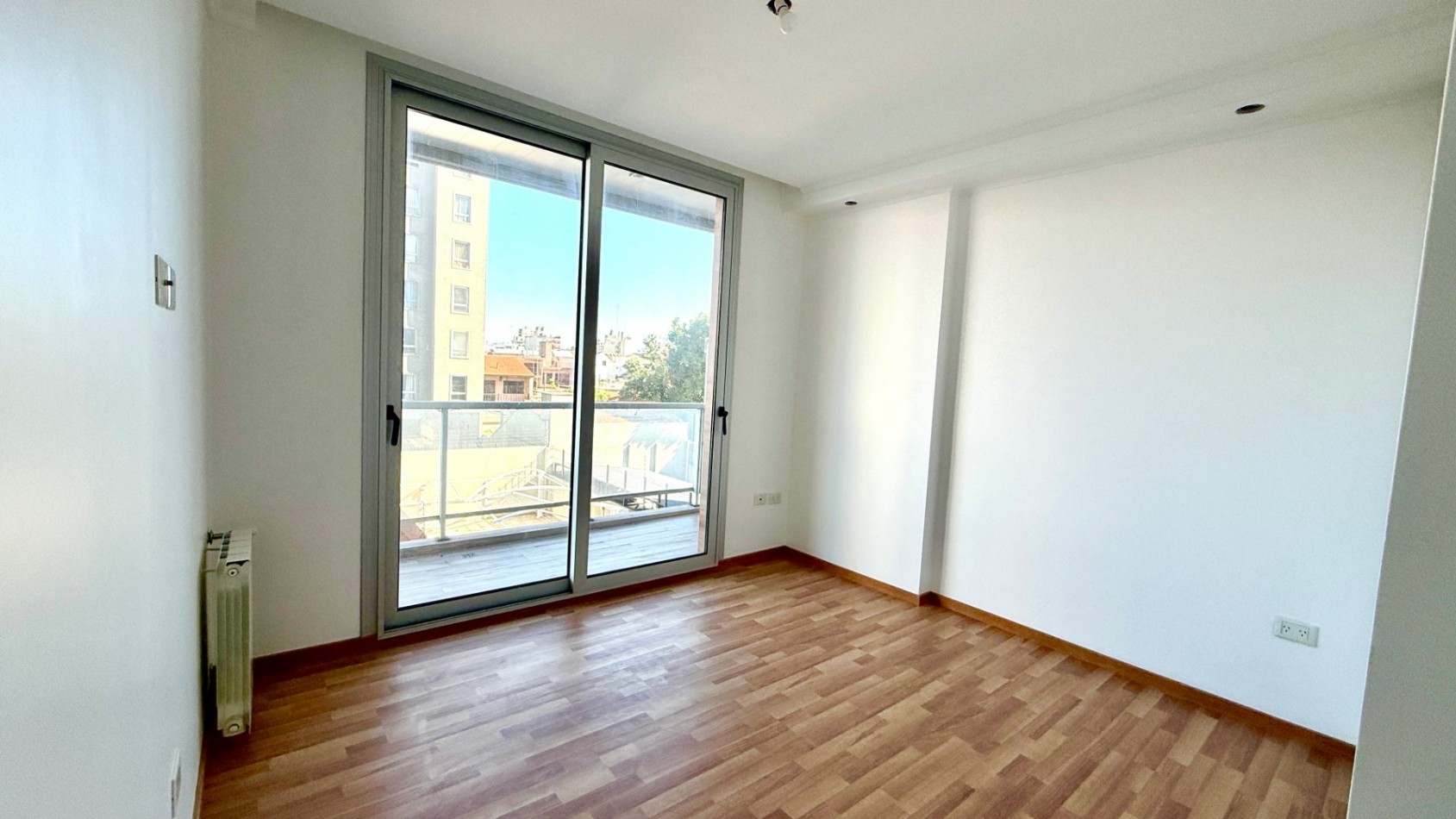 Departamento 2 ambientes Berazategui a estrenar