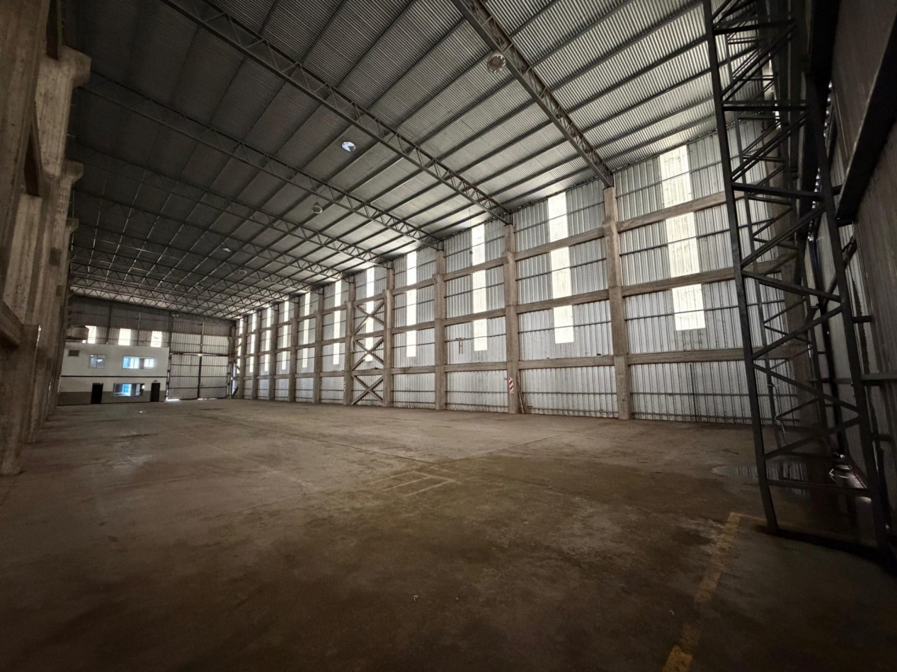 Galpon/Deposito en alquiler Parque Industrial Quilmes