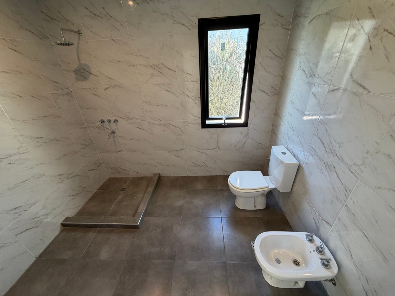 Venta casa 3 ambientes con pileta Horizontes Al Sur