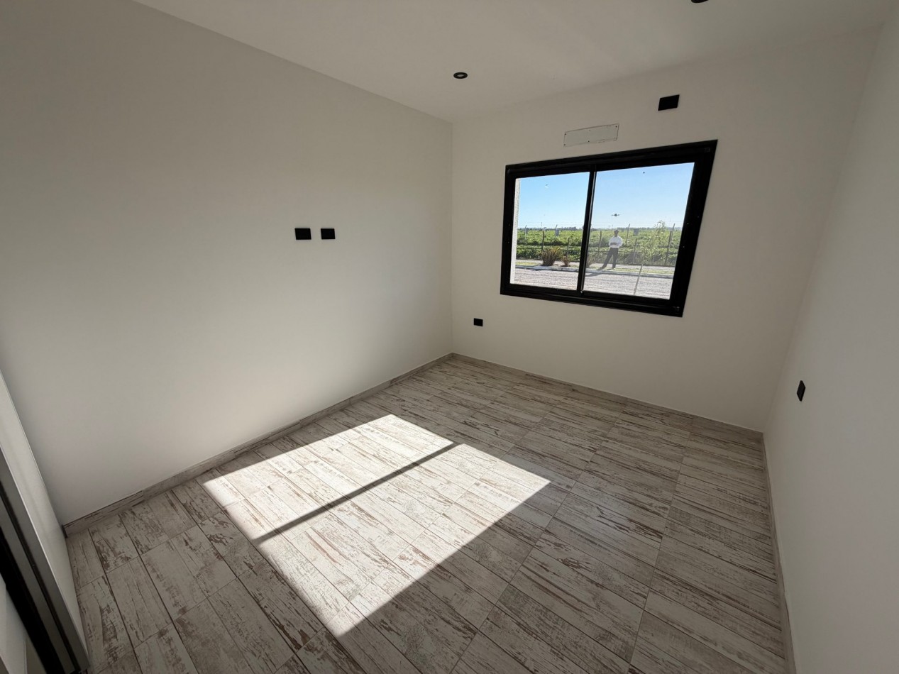 Venta casa 3 ambientes con pileta Horizontes Al Sur