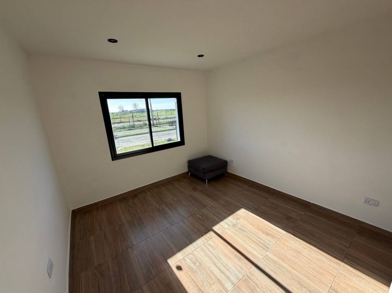 Venta casa 3 ambientes con pileta Horizontes Al Sur