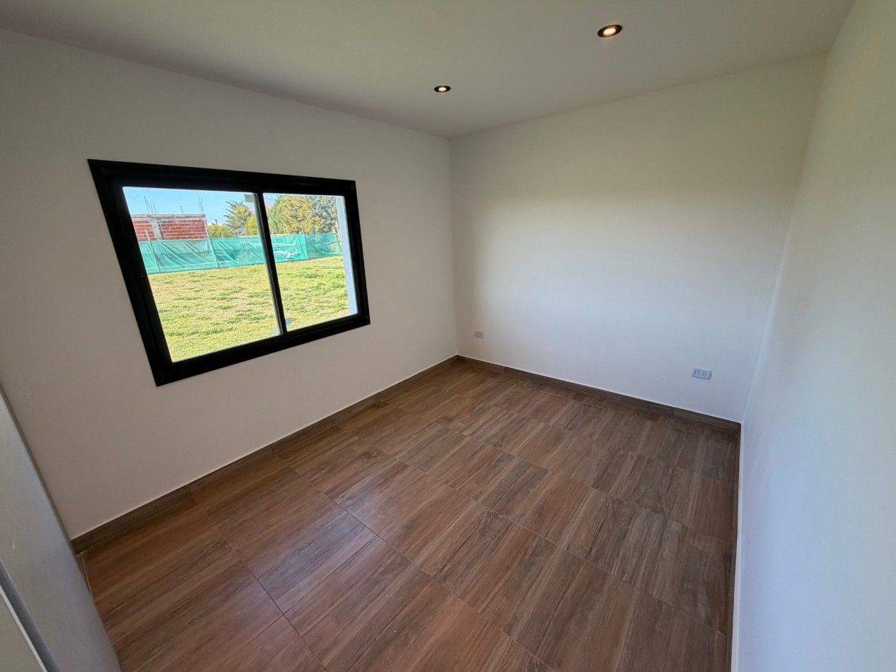 Venta casa 3 ambientes con pileta Horizontes Al Sur