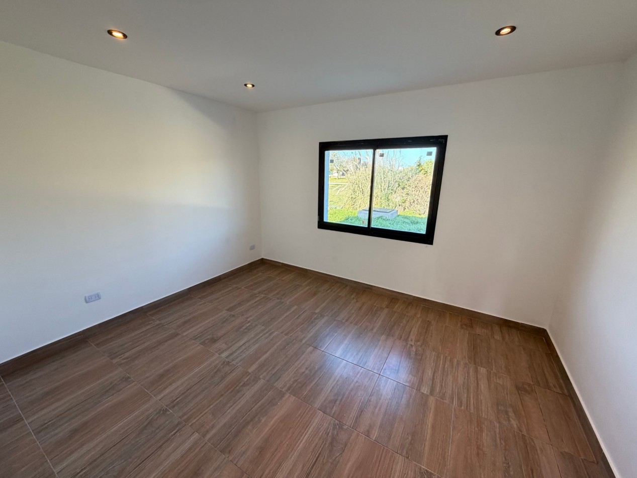 Venta casa 3 ambientes con pileta Horizontes Al Sur