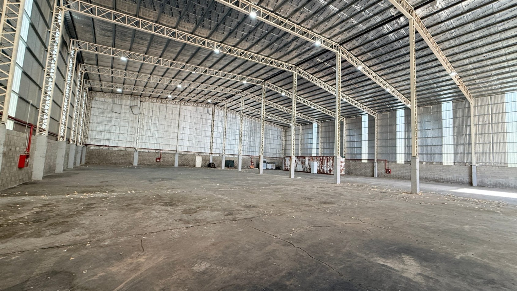 Deposito/Galpon En Alquiler De 1500 M2 - Ebapi Parque Industrial Polo Buen Ayre