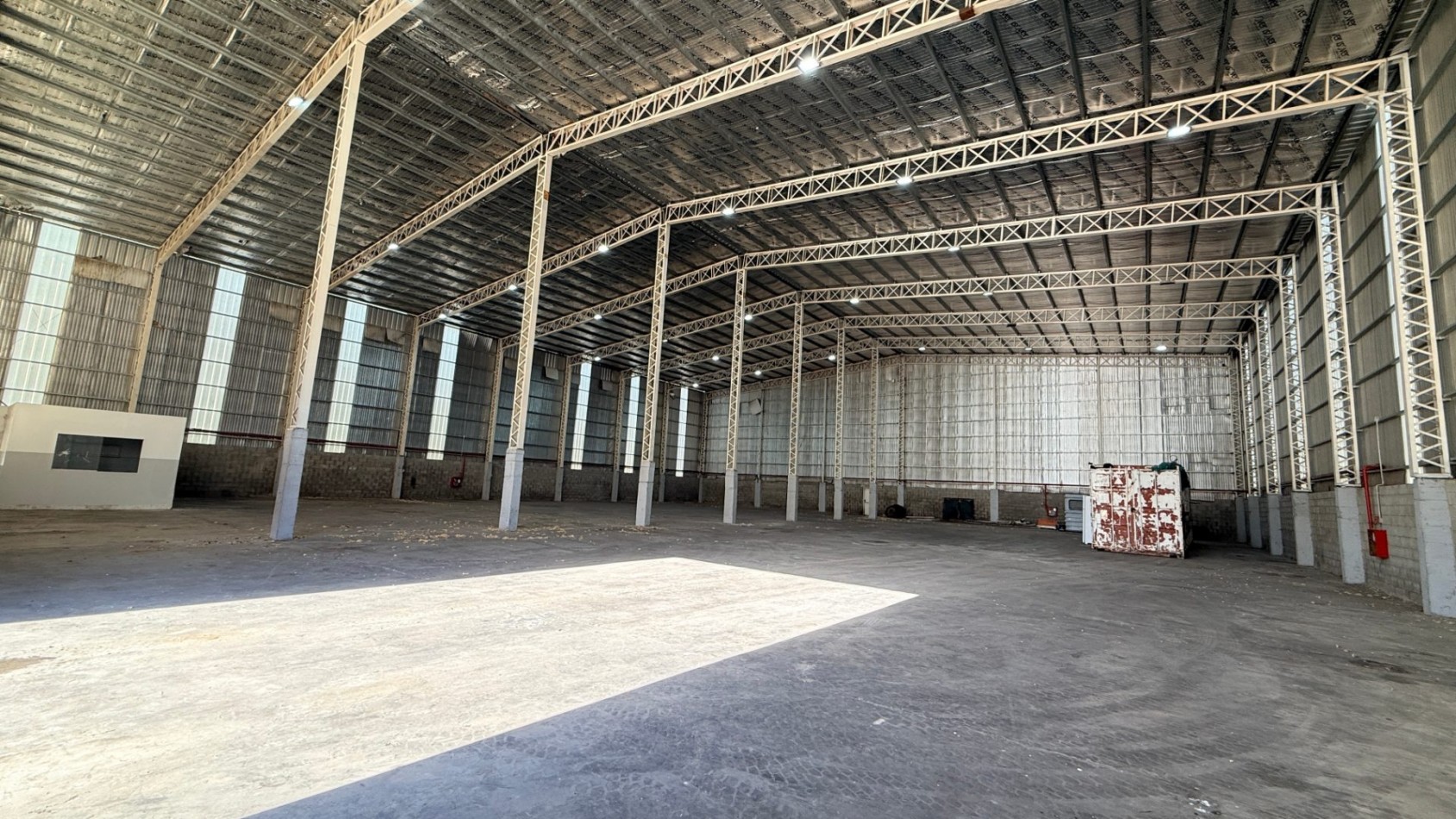 Deposito/Galpon En Alquiler De 1500 M2 - Ebapi Parque Industrial Polo Buen Ayre