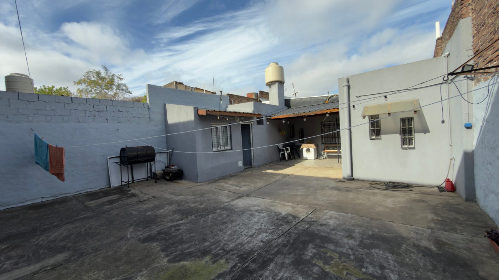 Casa 3 ambientes en venta Lanus Oeste