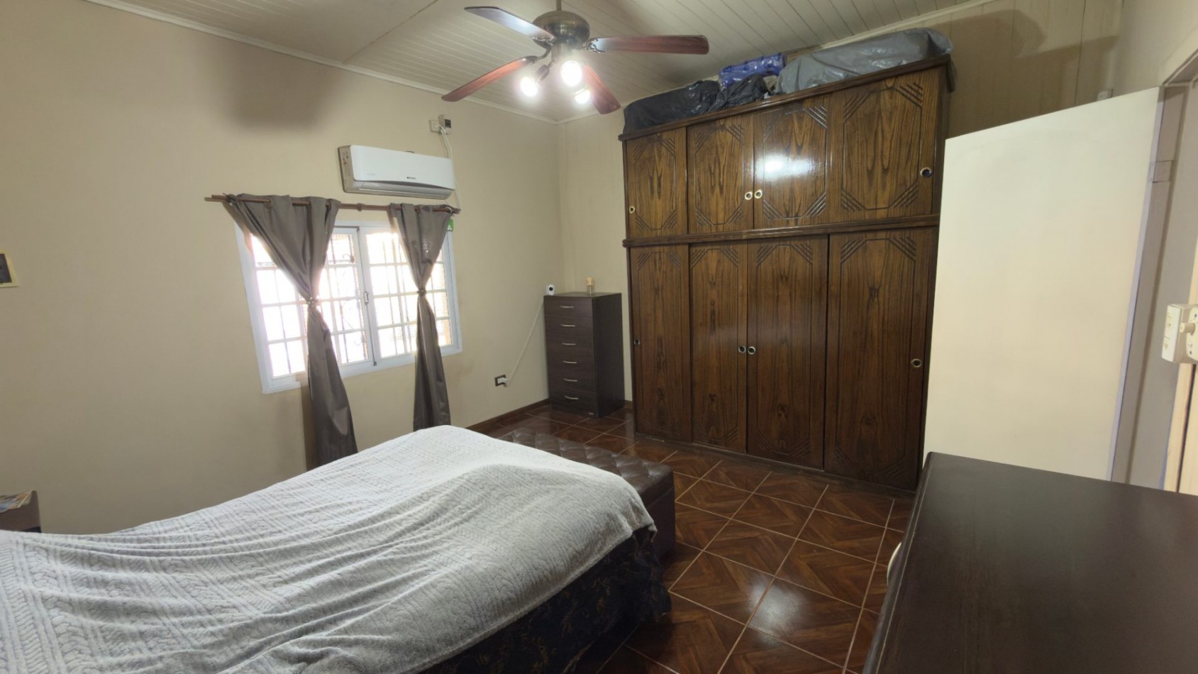 Casa 3 ambientes en venta Lanus Oeste