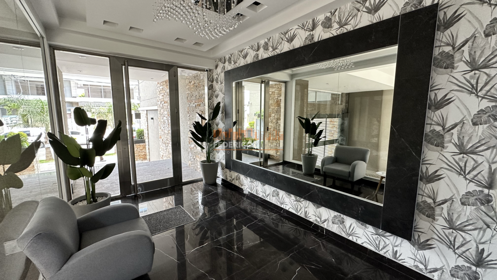 Departamento 3 ambientes venta c/ dos cocheras Lanus Este