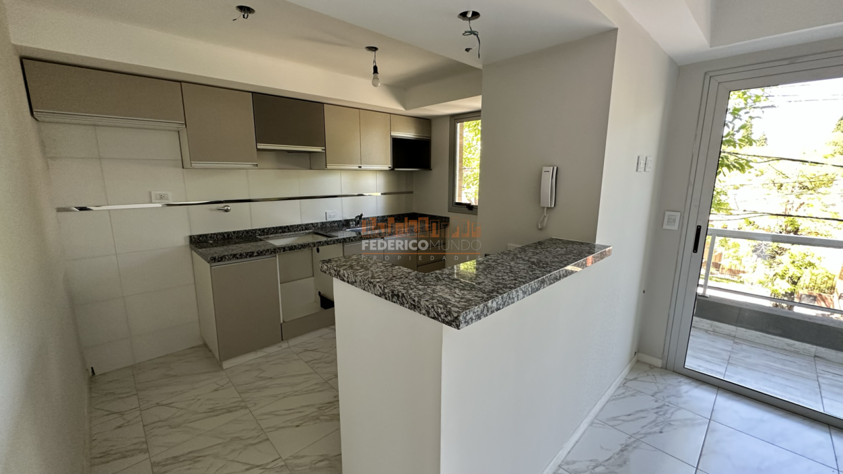 Departamento Venta Banfield 3 Ambientes c/ cochera y Terraza Lomas De Zamora