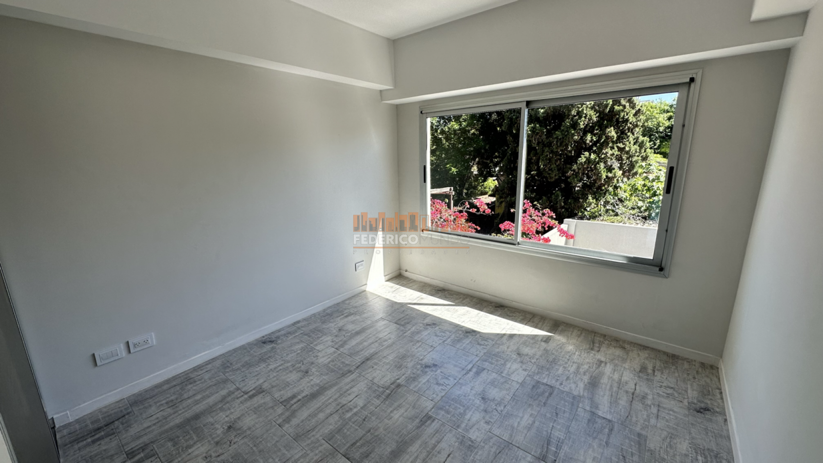 Departamento Venta Banfield 3 Ambientes c/ cochera y Terraza Lomas De Zamora
