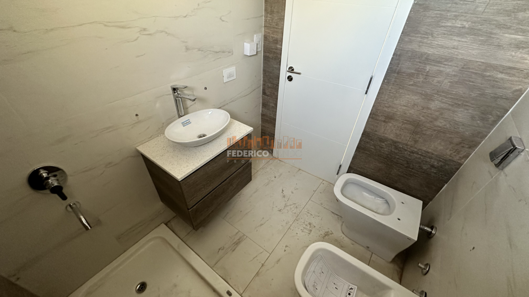 Departamento Venta Lanus Oeste 3 Ambientes c/ cochera a estrenar 