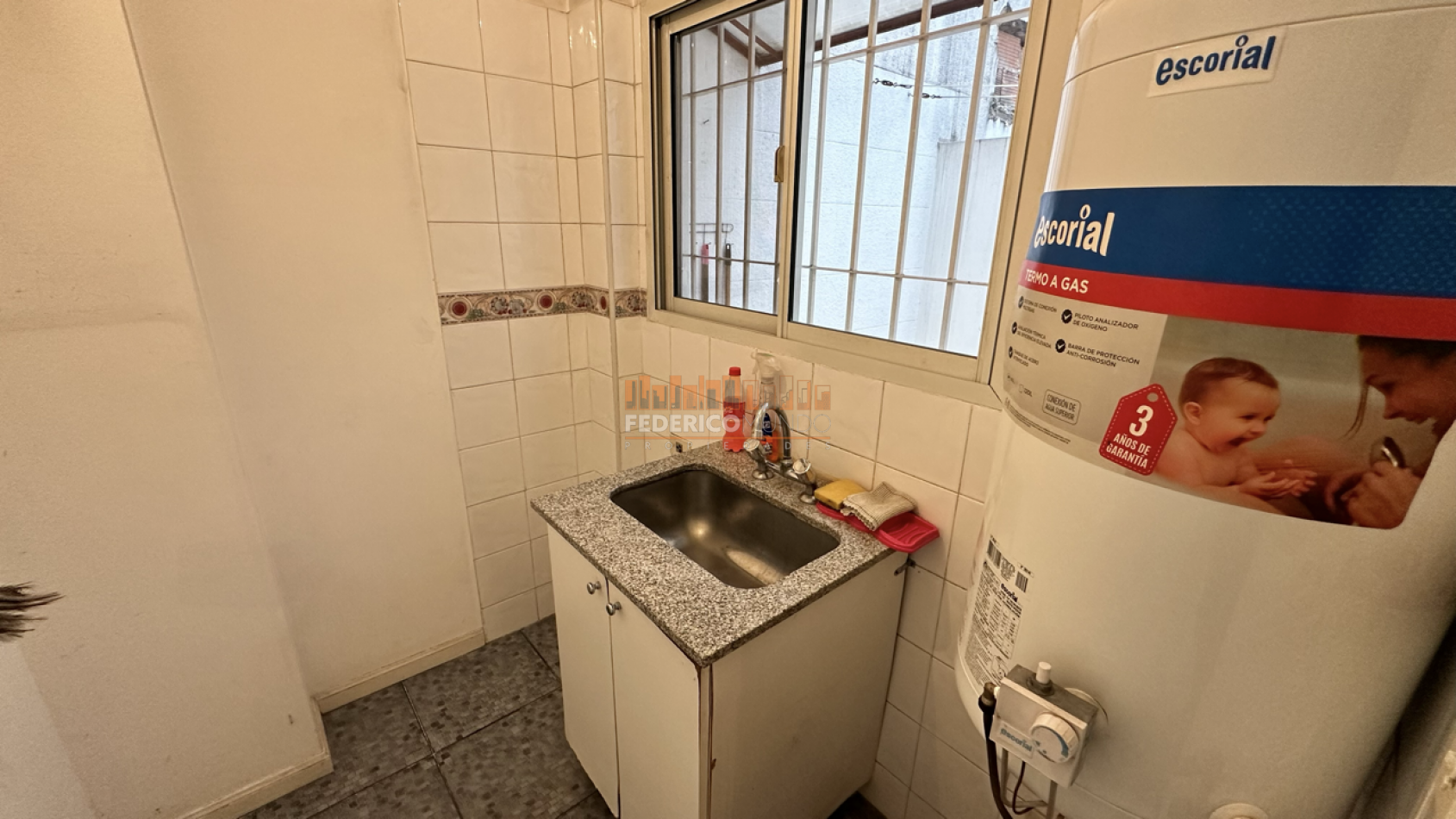 Departamento 2 ambientes con balcon y patio