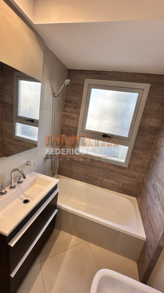 Departamento 3 ambientes venta c/ dos cocheras Lanus Este
