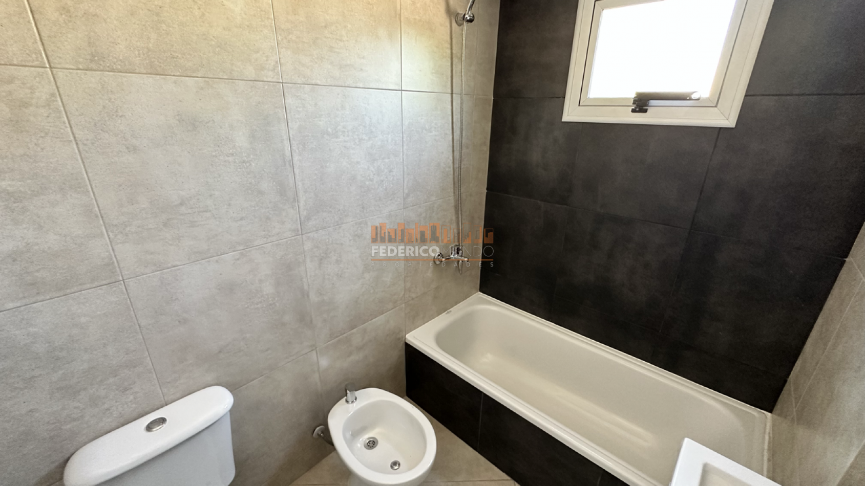 Departamento Venta Banfield 3 Ambientes c/ cochera y Terraza Lomas De Zamora