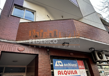 Departamento 2 ambientes con balcon y patio